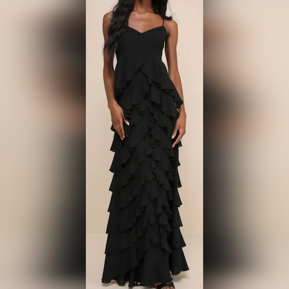 Lulu's Black Ruffled Tiered Maxi Dress SZ. MD NWOT
